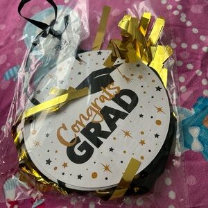 Congrats Grad Party Decoration Set - Gold and Black